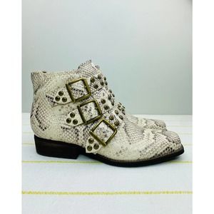 Zodiac Adele Snake Print Ankle Boots Buckles Grommets Size 8.5 Western Cowgirl